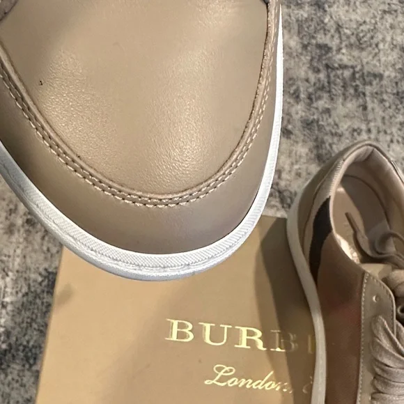 Burberry Tan and White Check Sneakers - Picture 10 of 11